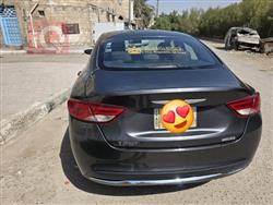 کرایسلەر 200